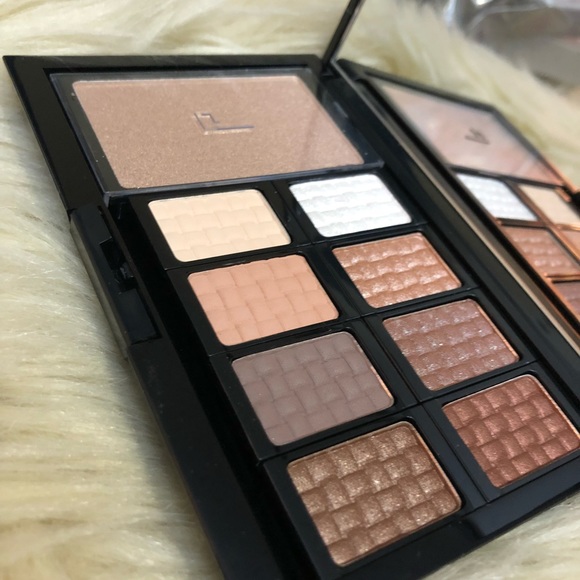 Douce eyeshadow palette - Picture 3 of 5